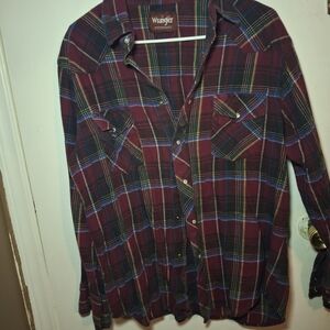 Wrangler Men's Plaid Shirt - Red and Blue